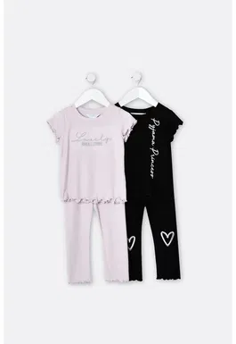 Set de tricouri cu decolteu la baza gatului si pantaloni sport cu margini valurite - 4 piese