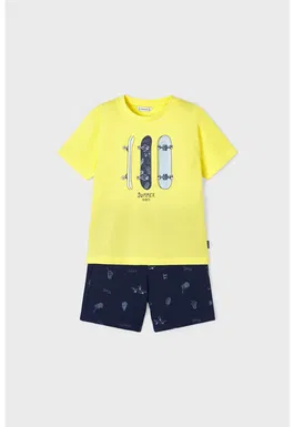 Set de tricou si pantaloni scurti cu imprimeu