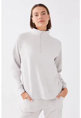 Bluza sport cu maneci raglan
