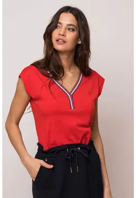 Tricou cu decolteu in V Moya