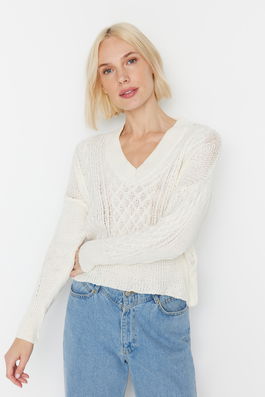 Trendyol Sweater - Ecru - Regular fit