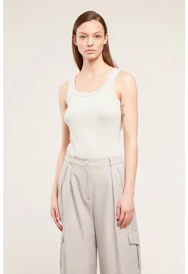 Top cu aspect striat