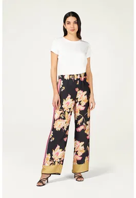 PAntaloni cu croiala ampla si imprimeu floral