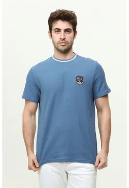 Tricou cu logo brodat si decolteu la baza gatului