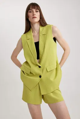 DEFACTO Regular Fit Vest