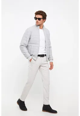 Jacheta slim fit cu aspect matlasat