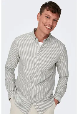 Camasa slim fit cu model in dungi