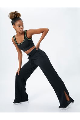 Koton Wide Leg Sweatpants Sportswear with a lace-up waist with pockets.