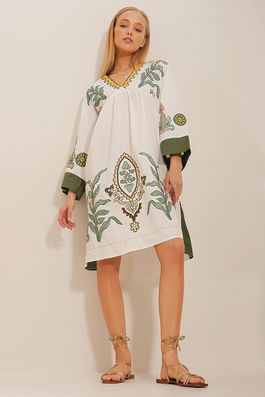 Trend Alaçatı Stili Women's Ecru V-Neck Embroidered Raw Linen Dress
