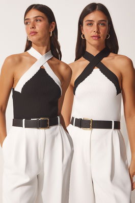 Happiness İstanbul Women's Black and White Halter Collar 2-Pack Crop Knitwear Blouse
