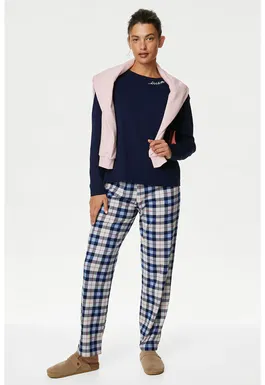 Pijama lunga cu model in carouri