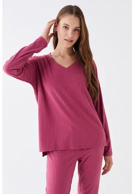 Pijama lejera cu decolteu in V