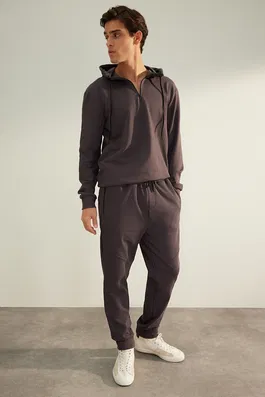 Trendyol Limited Edition Anthracite Men's Regular/Regular Cut, Zippered Pocket Thick Sweatpants.