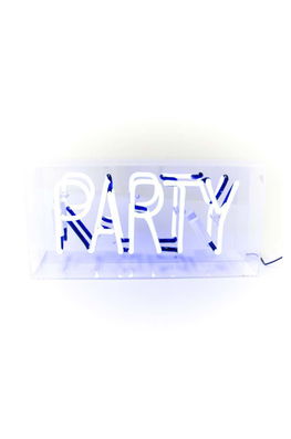 Helio Ferretti decorațiune perete cu neon roz